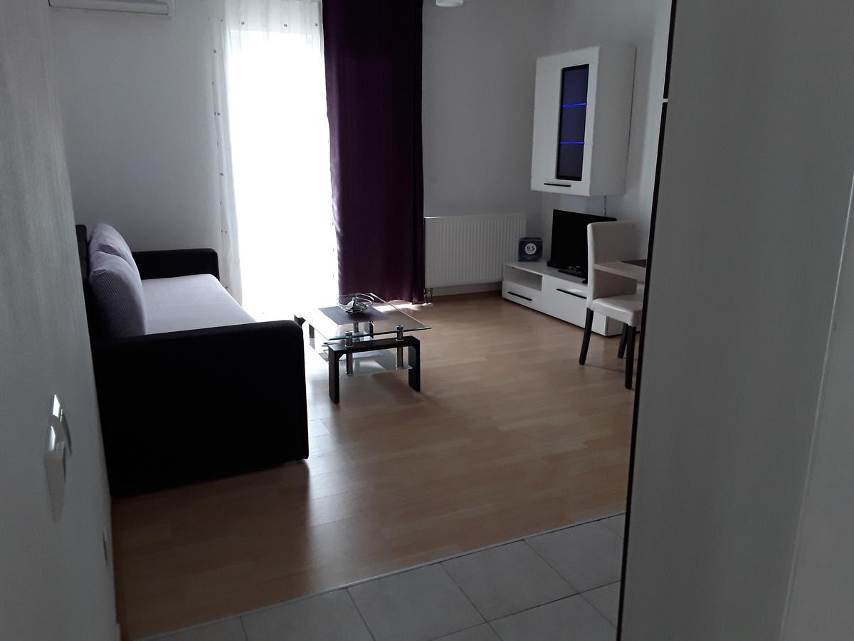 Apartments Josipa & Niki โวดีเซ ภายนอก รูปภาพ