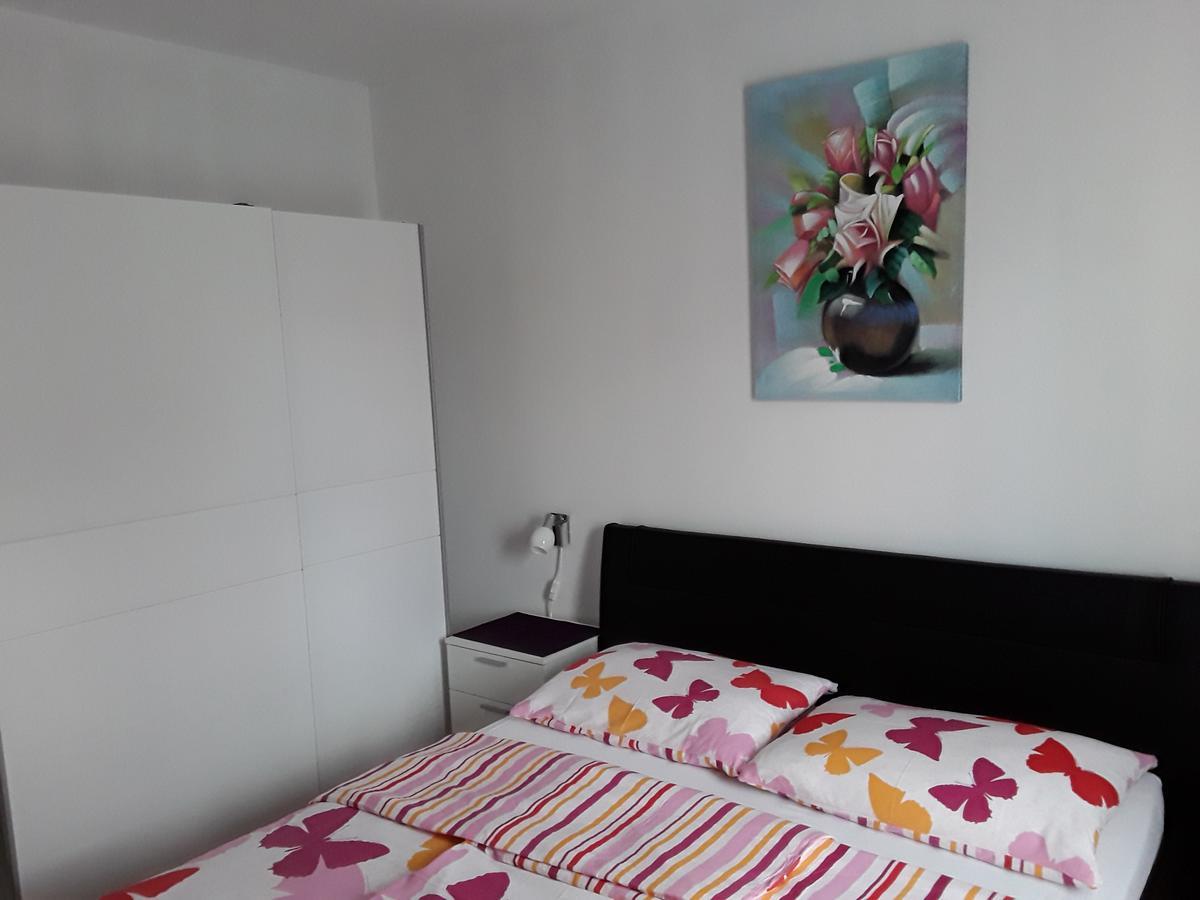 Apartments Josipa & Niki โวดีเซ ภายนอก รูปภาพ